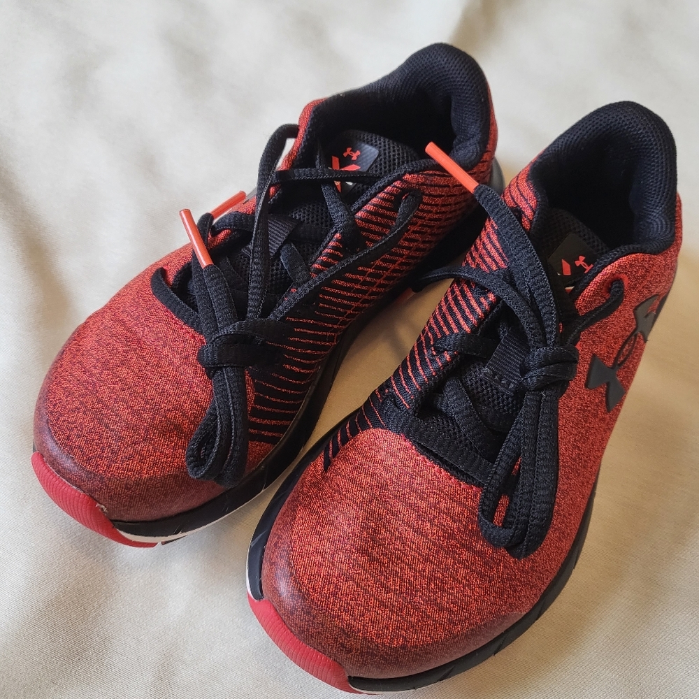 Under Armour Boys Sneakers